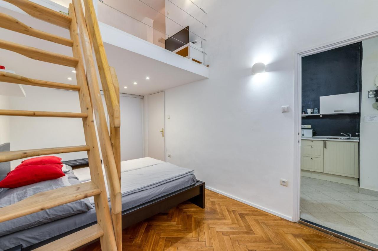 Little Cola Apartment In Dohany Street With Ac Budapest Kültér fotó