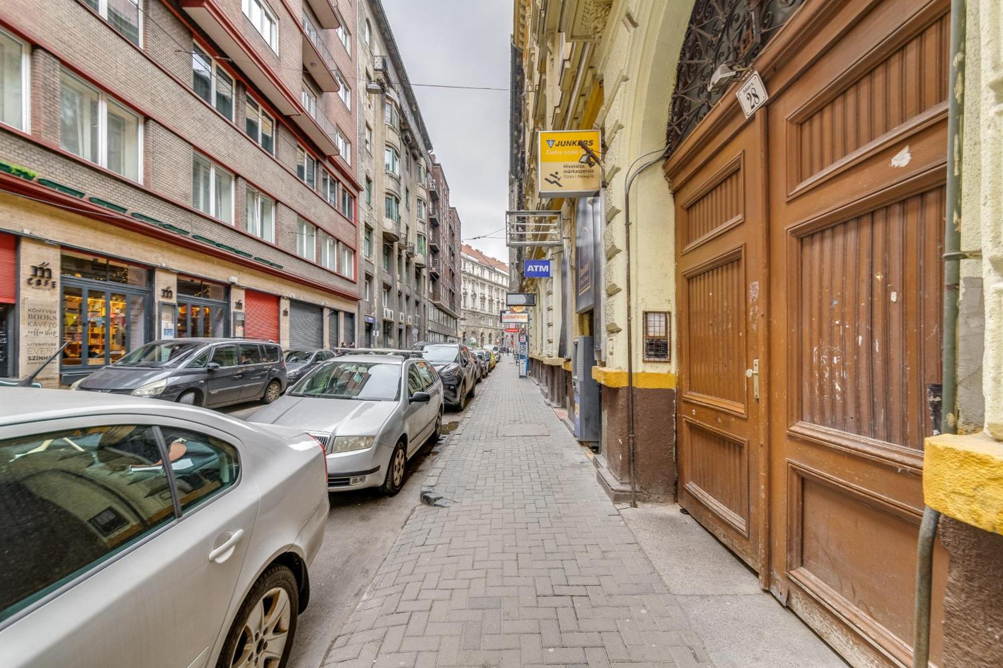 Little Cola Apartment In Dohany Street With Ac Budapest Kültér fotó